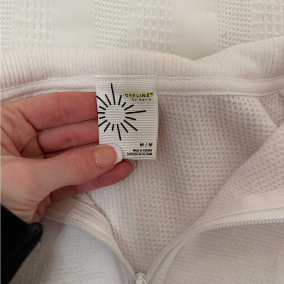 Aerie Cream Half-Zip Sweatshirt - Picture 3 of 4